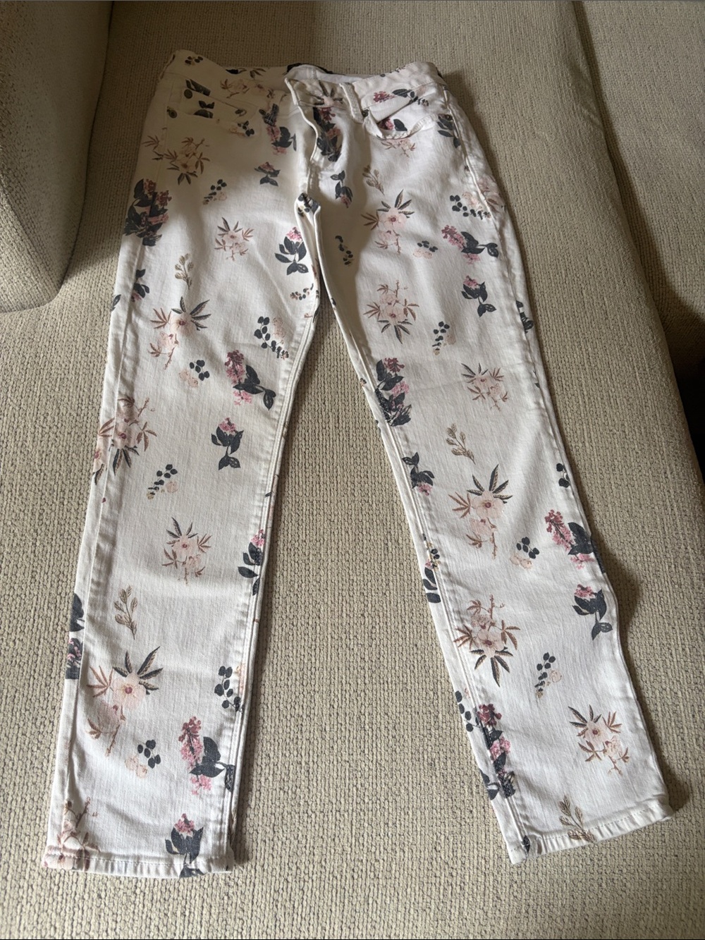 Lucky Brand White Skinny Jeans with Pink & Gray Floral Print